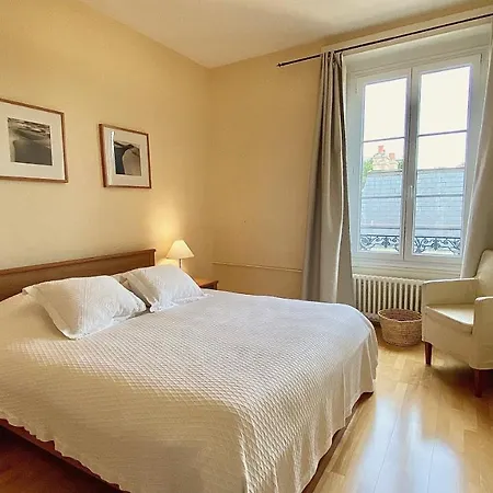 Bright, Classic And Elegant, Close To Train Station Апартаменты Лозанна
